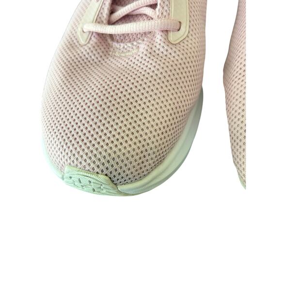 Women’s Under Armour Charged Pursuit 10 - Picture 5 of 8